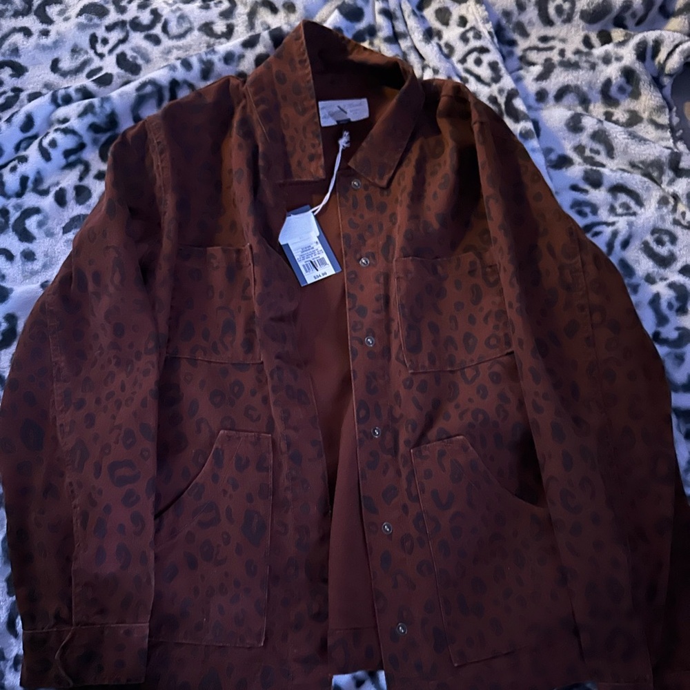 Universal Thread Pearl Snap Jacket - Leapord - Size M